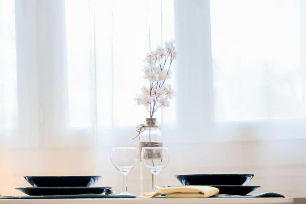 Studio Cosy Proche Lyon Part Dieu Apartment Villeurbanne Ngoại thất bức ảnh