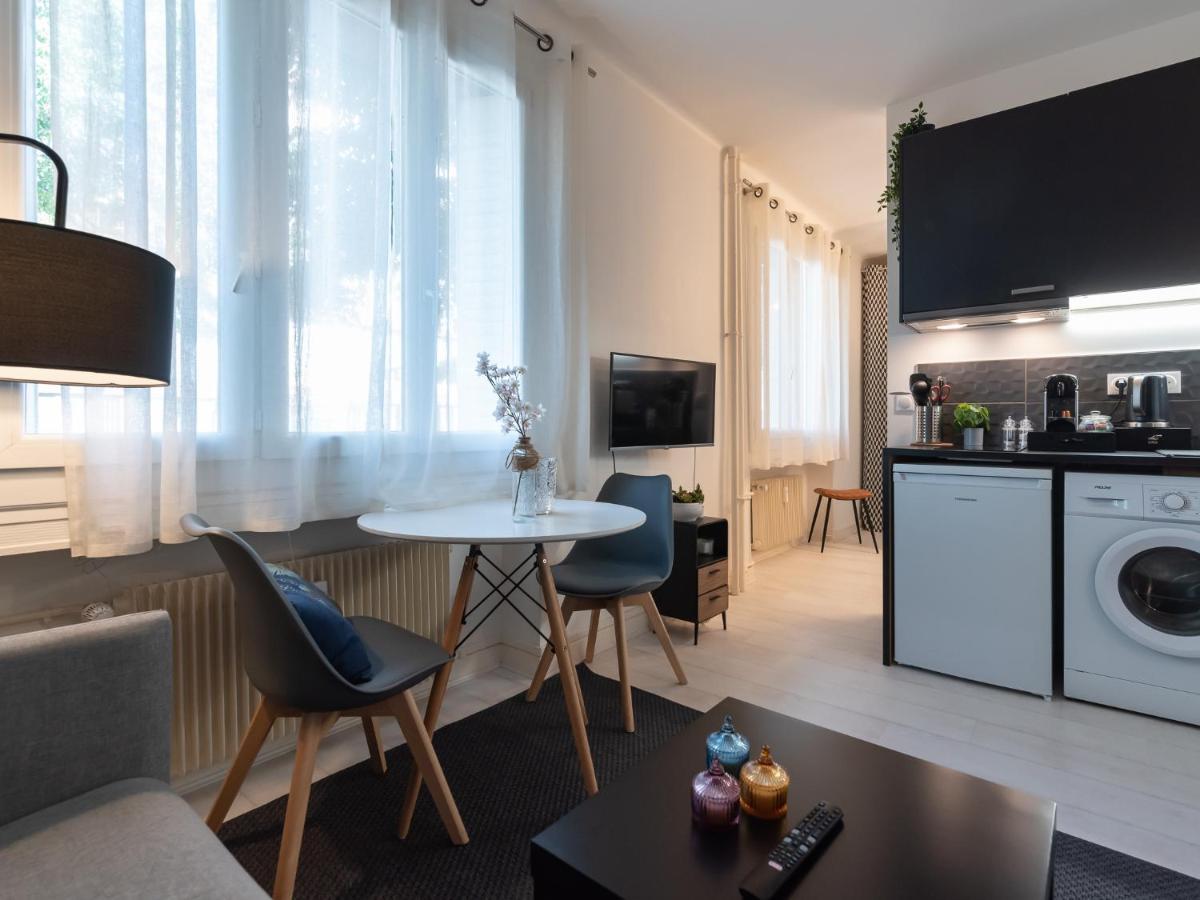 Studio Cosy Proche Lyon Part Dieu Apartment Villeurbanne Ngoại thất bức ảnh